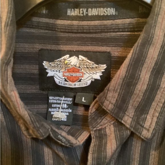 Harley Davidson large button up - Picture 3 of 5